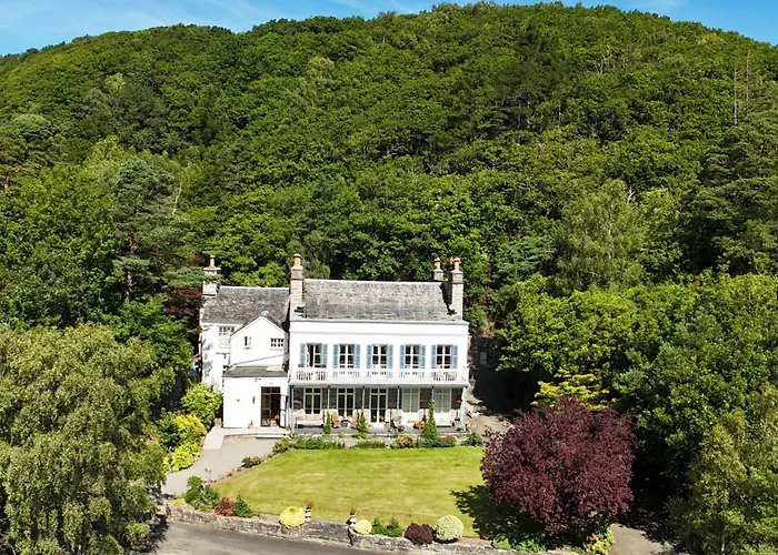 Borthwnog Hall Penmaenpool