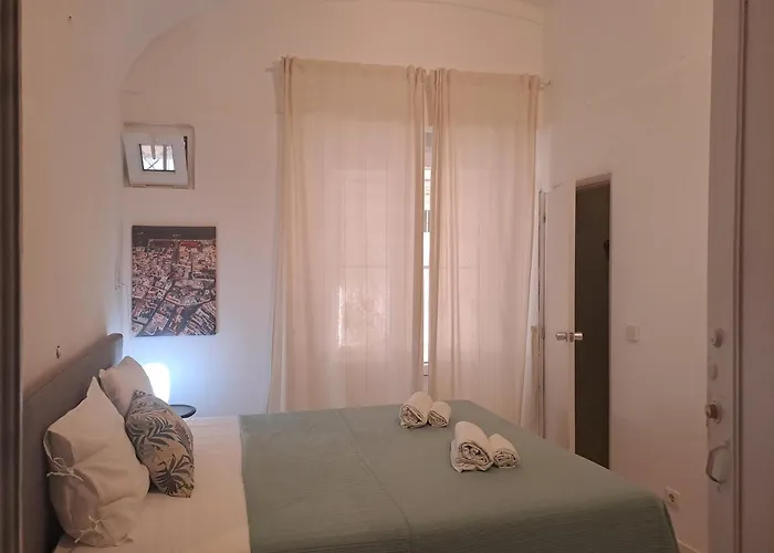 Olhaomirante Guesthouse
