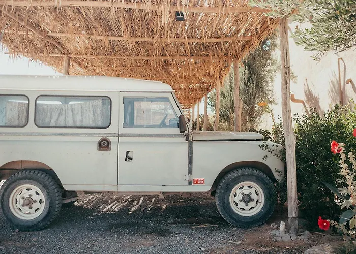 Agafay Desert Hotel El Karia