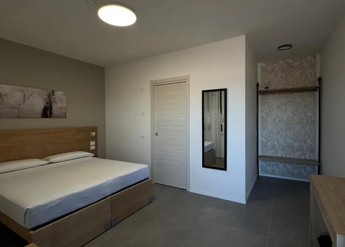 Hotel Dormi-Re 2 Reggio nell'Emilia
