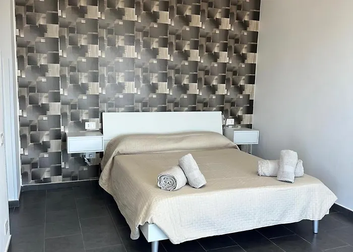 Room 17 Diamante