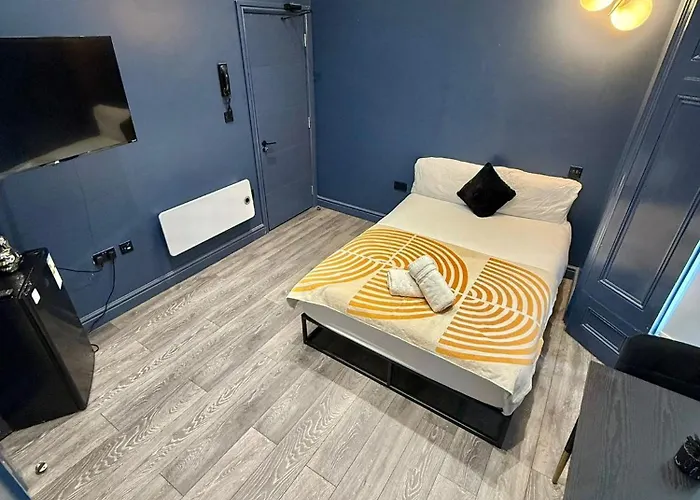 The Alfred House - Rooms & Stays
