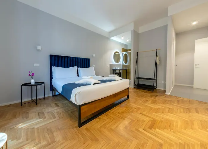 Carrara 24
