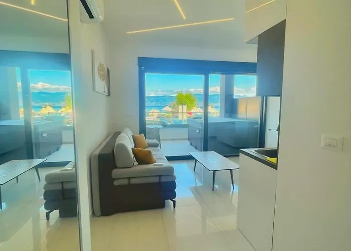 Villa San Sebastian-Direct Sea View