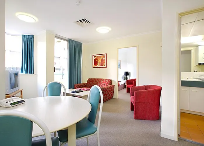 Chasely Apartment Hotel