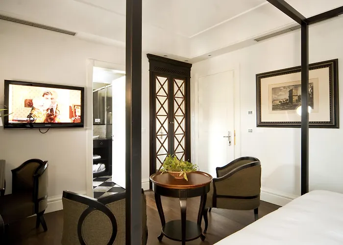 Hotel Villa Athena