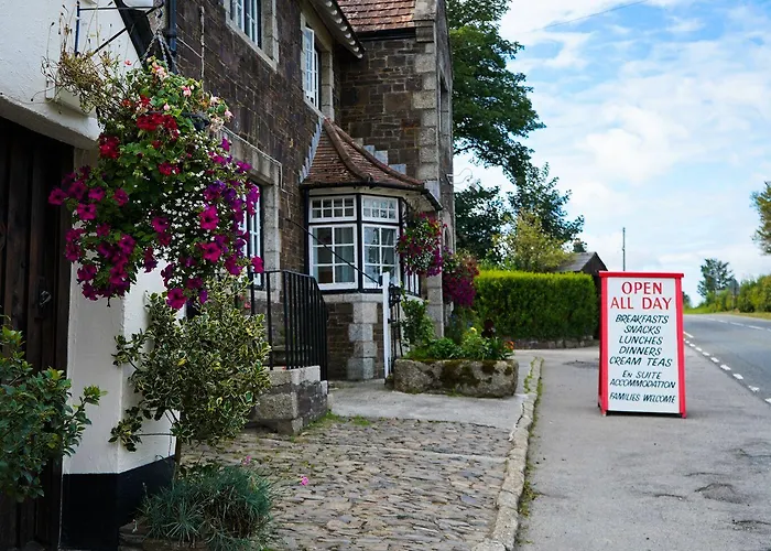 Fox & Hounds Hotel