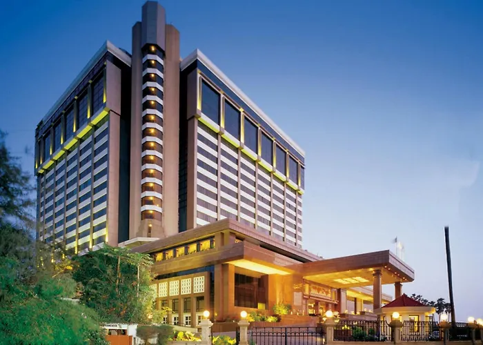 Taj Lands End