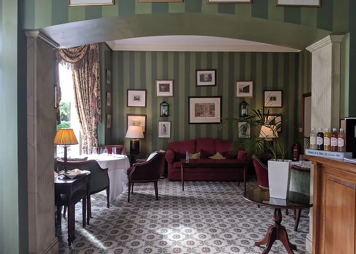 Cotswold Lodge Hotel
