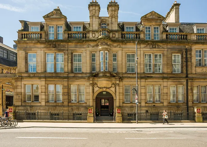 Leopold Hotel