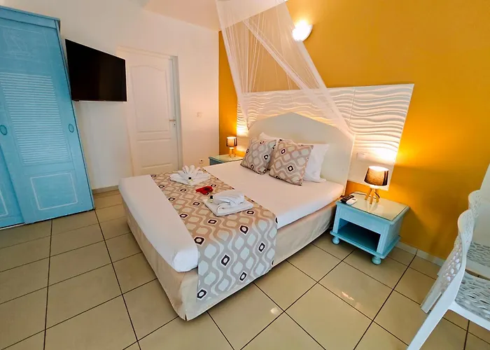 Tropicana Suites