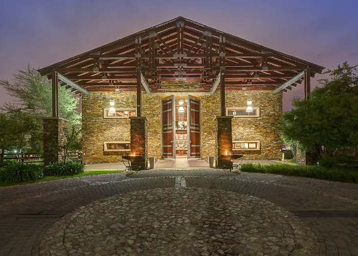 Riboville Boutique Hotel And Restaurant