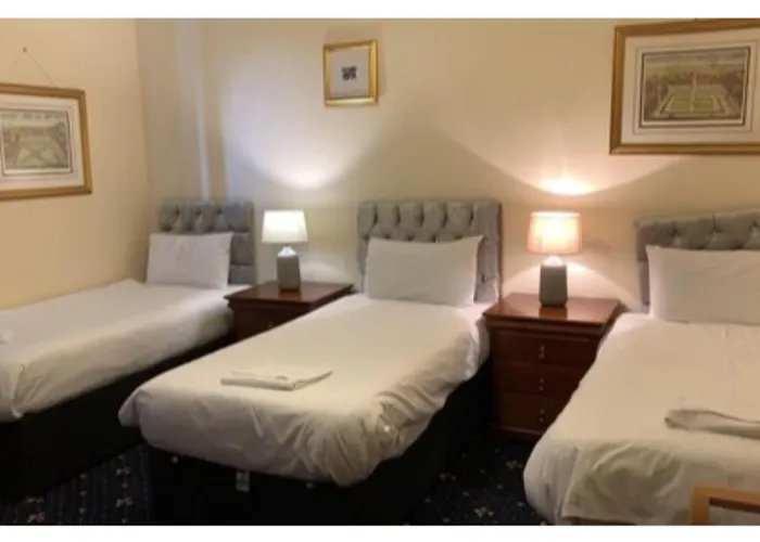 New Oscar Hotel Windsor
