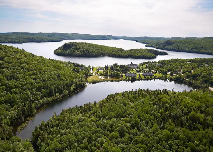 Auberge du Lac-à-l'Eau-Claire