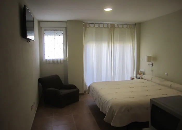 Hostal El Estudio Almansa