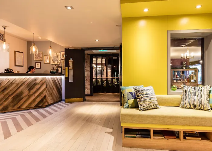 The Alexander Pope Hotel