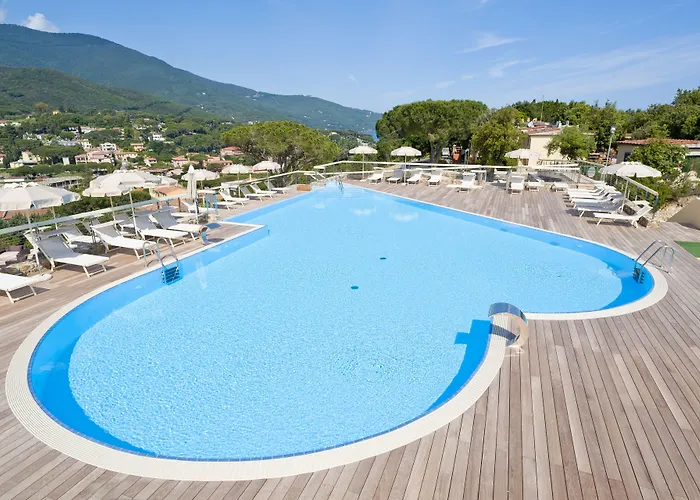 Hotel La Perla Del Golfo