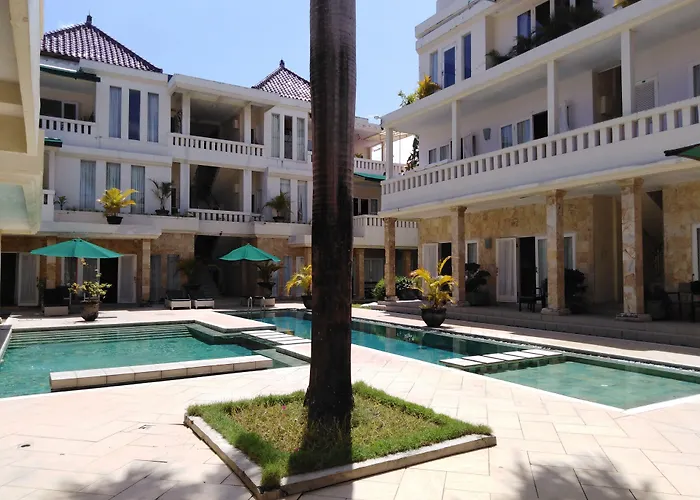 Bali Court Hotel & Apartment