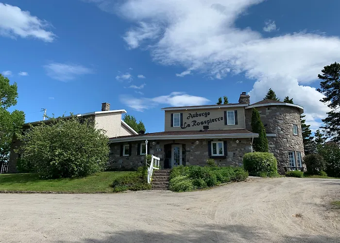 Auberge La Rosepierre Bistro Henri
