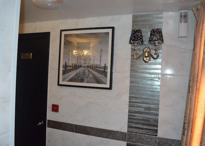 Skylark Hostel