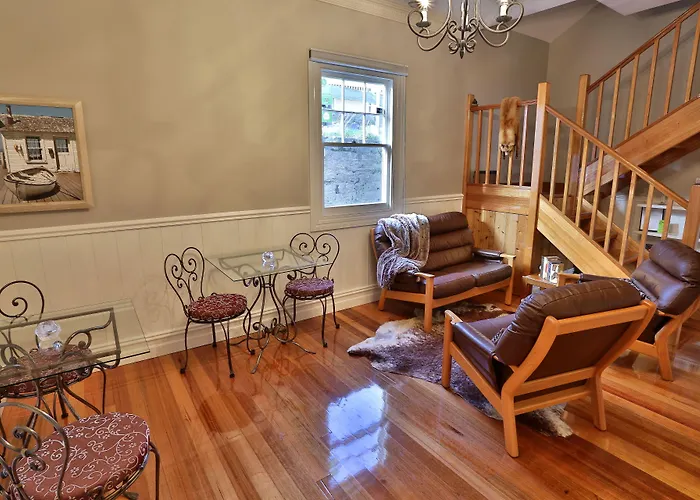 The Ark Stanley Luxury Bed And Breakfast