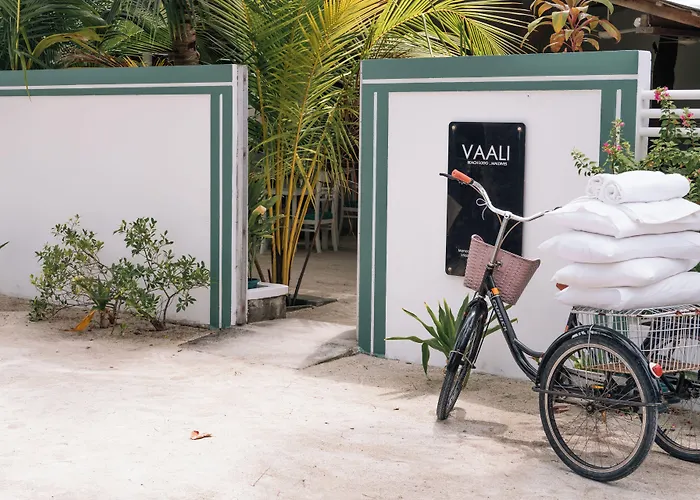 Vaali Maldives Island Escapes & Dive Hotel Felidhoo