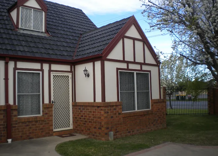 Moama Central Motel