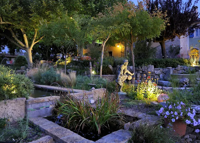 Une Campagne En Provence Bras