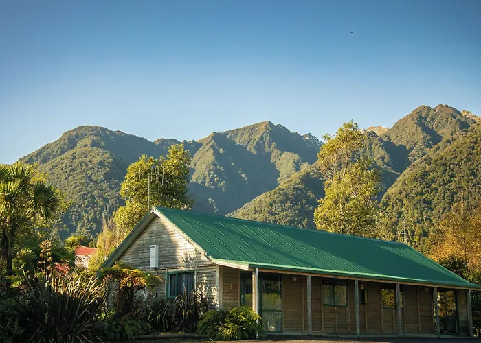 Rainforest Motel