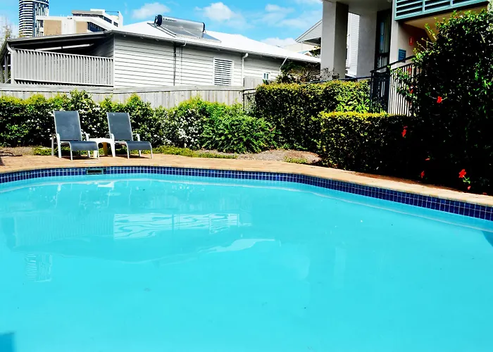 Spring Hill Mews Apartments