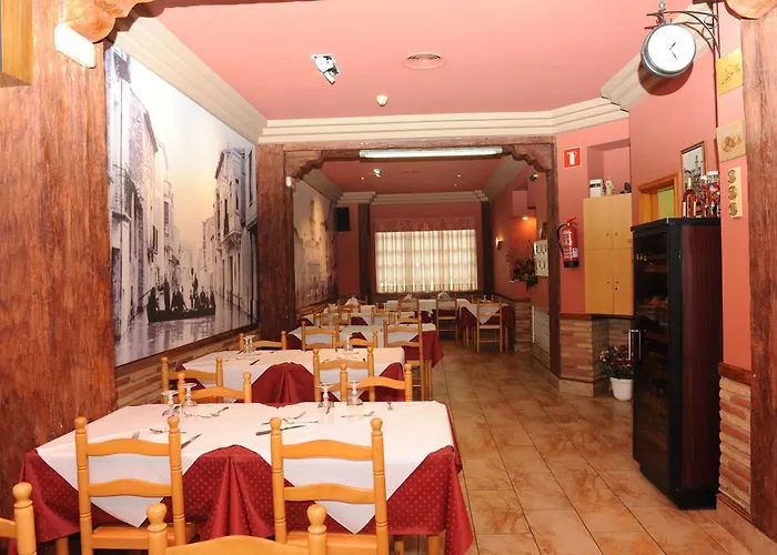 Hostal Venecia Azagra