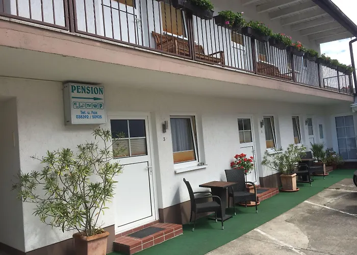 Pension&Ferienwohnungen Schneidereit Sassnitz