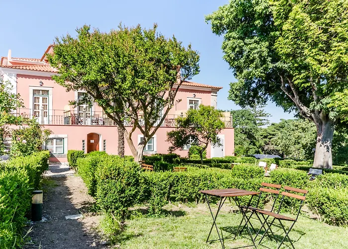 Sarrazola House Hotel Colares