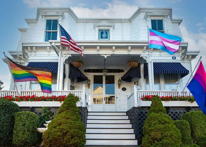 Brasswood Inn