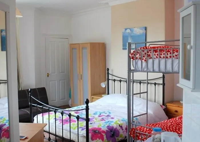 Clift Guest House Bristol