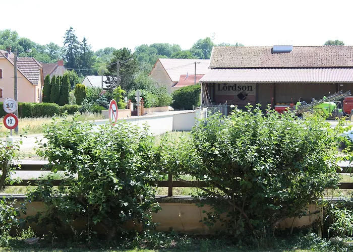 Le Fauverney Lodge