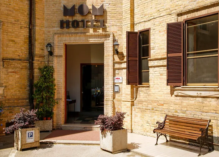 Hotel Mom Assisi