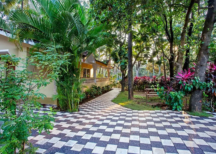 Hill Top Goa Lodge Vagator