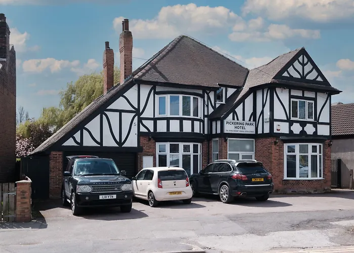 Oyo The Pickering Park Hotel