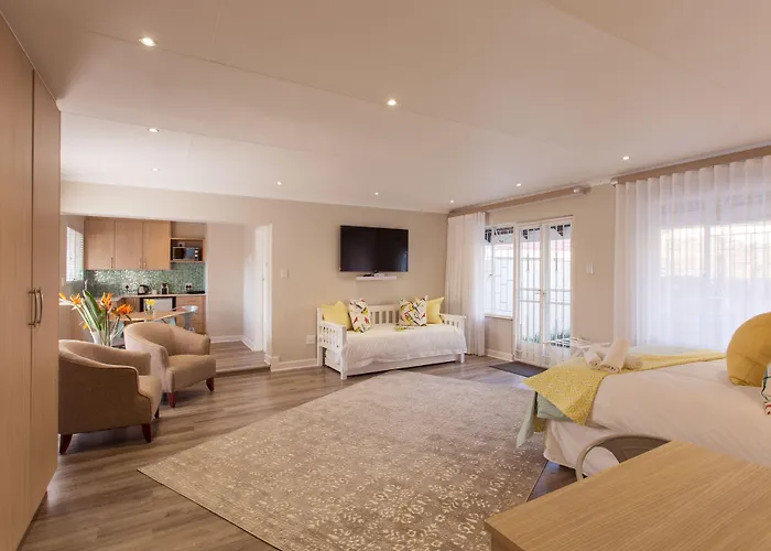 The Aviary Hotel Pretoria-Noord