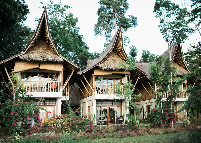 Fox & The Firefly Cottages Loboc
