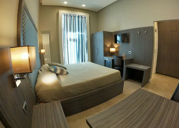 Hotel Ausonia