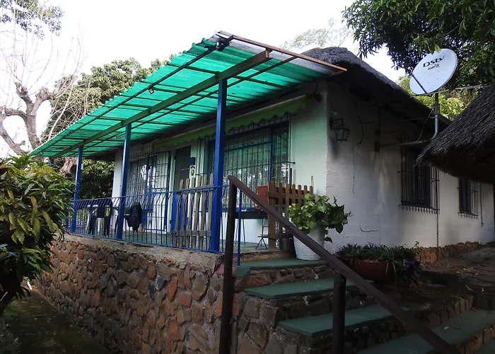Viewpoint Lodge & Safari Tours