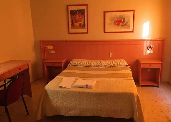 Hostal Carlos III El Ejido