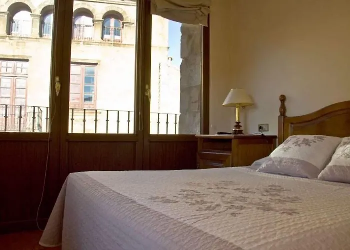 Hostal Las Coronas