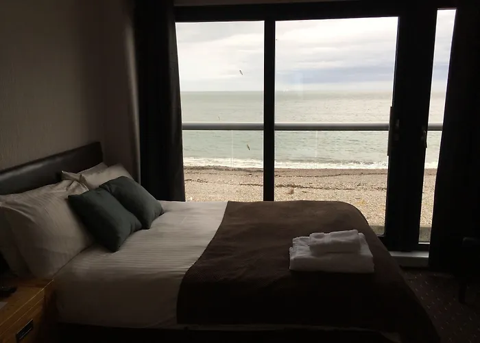 Number 44 Hotel & Bar