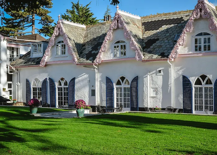 The Woodlands Hotel