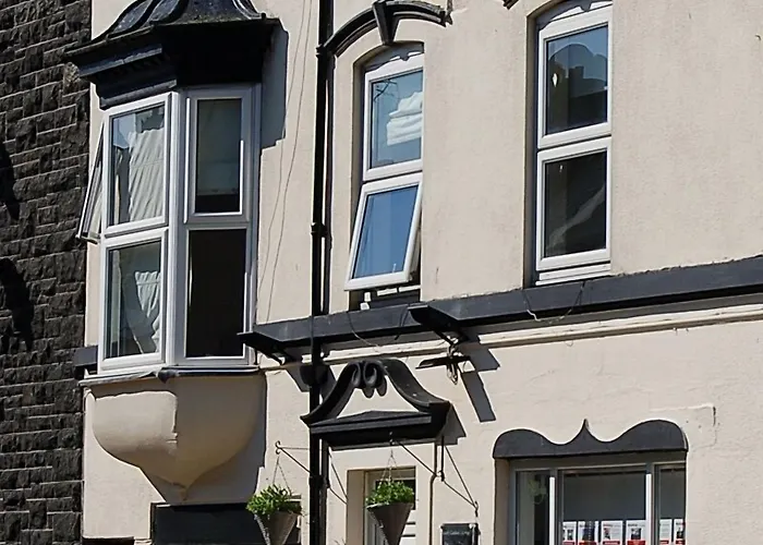 Saint Cadfans Lodge
