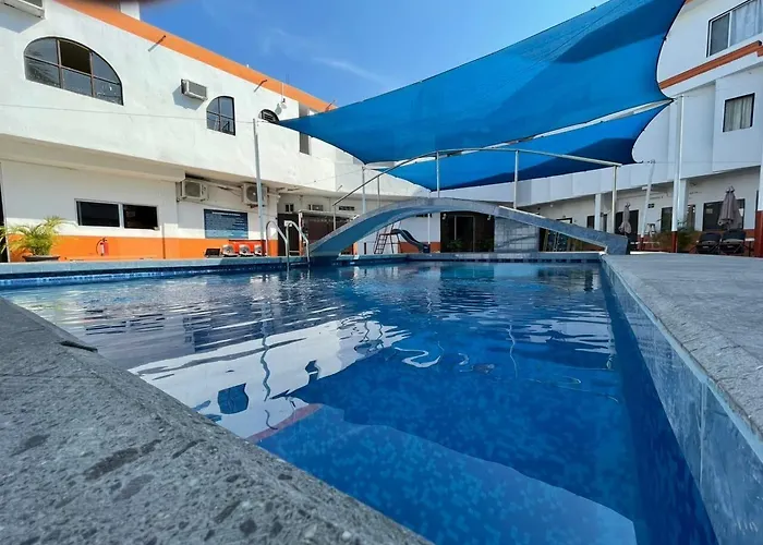 Hotel Moreno