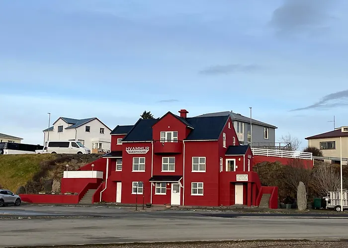 Guesthouse Hvammur By The Harbour